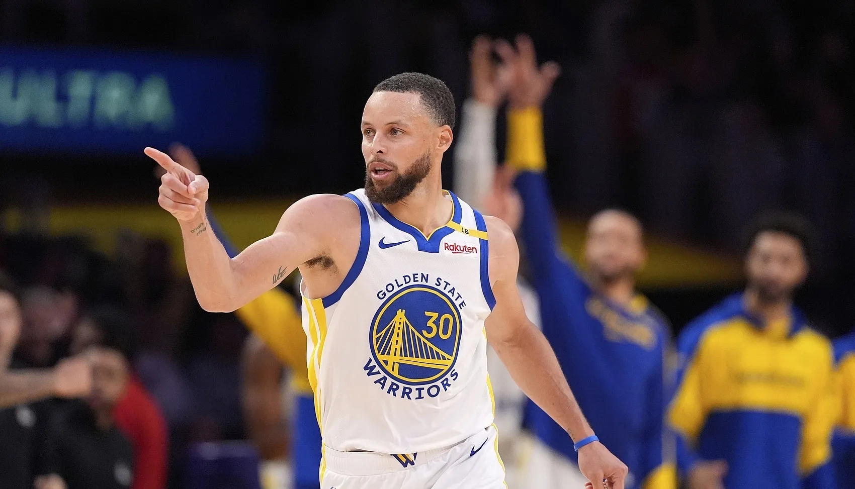 nba直播回放篮球帝_(篮球nba直播现场直播回放)