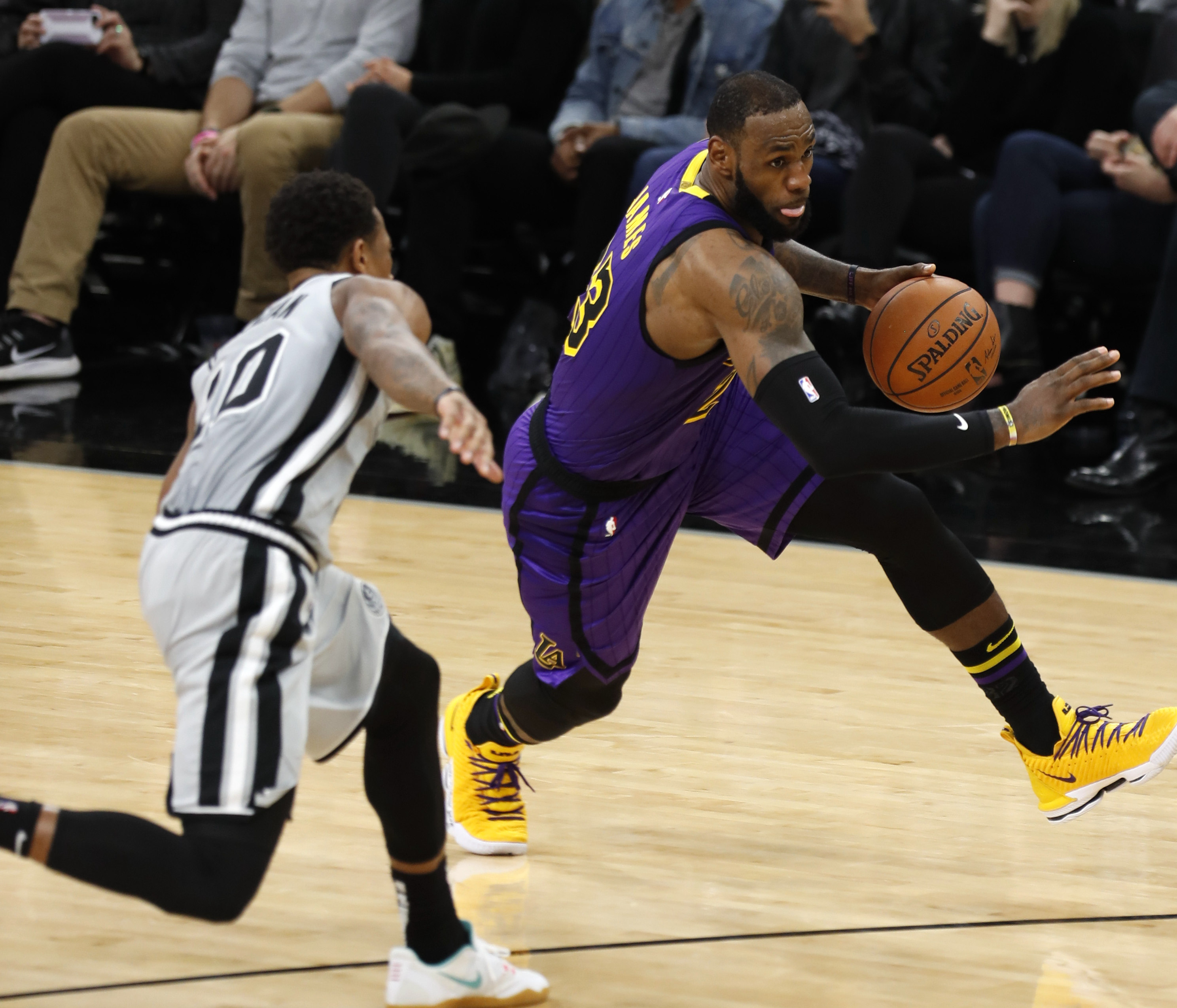 免费直播NBA的比赛_(免费直播nba比赛app)  第2张