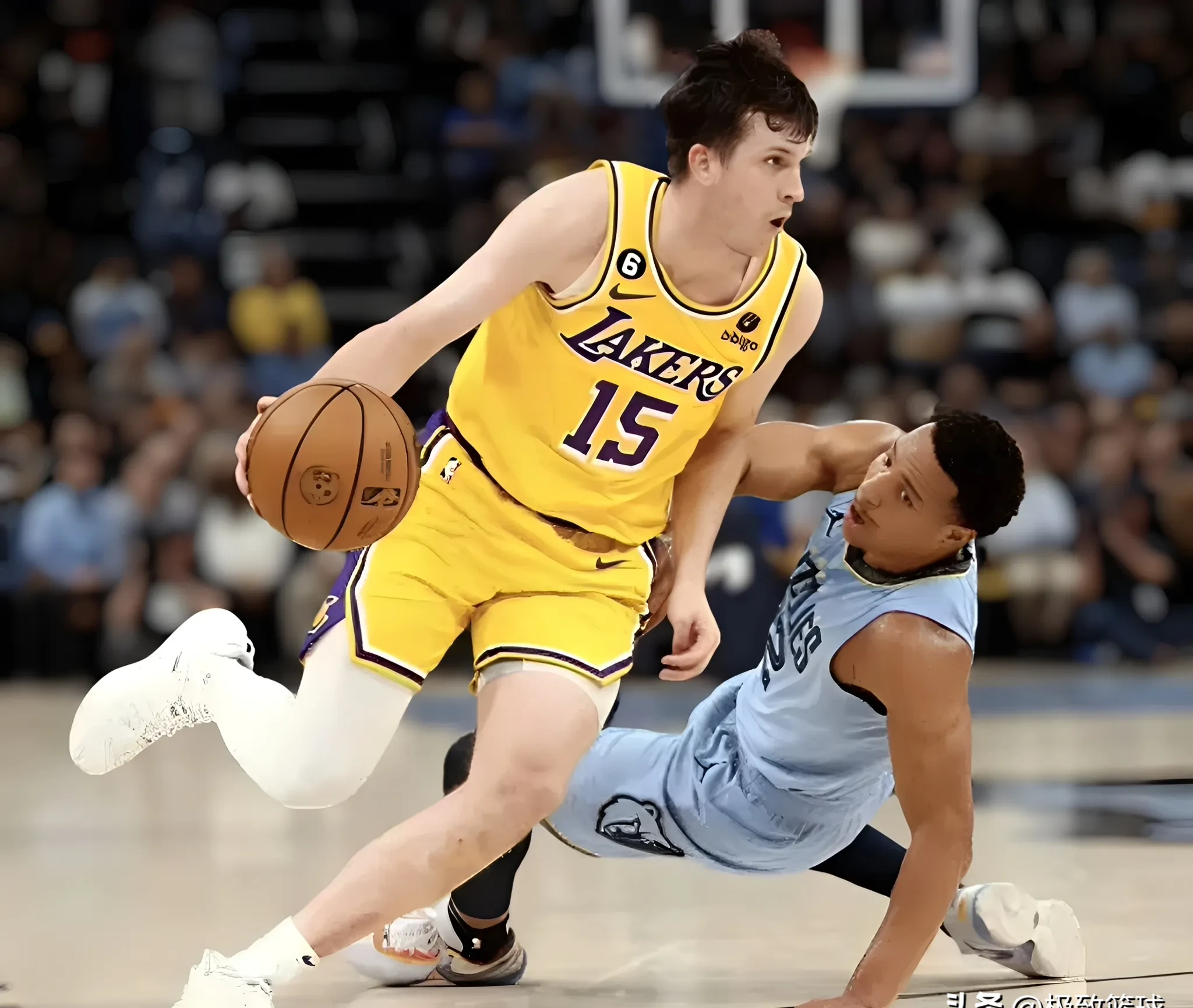 湖人明日将战黄蜂鲍尔和詹姆斯确定缺阵  第2张