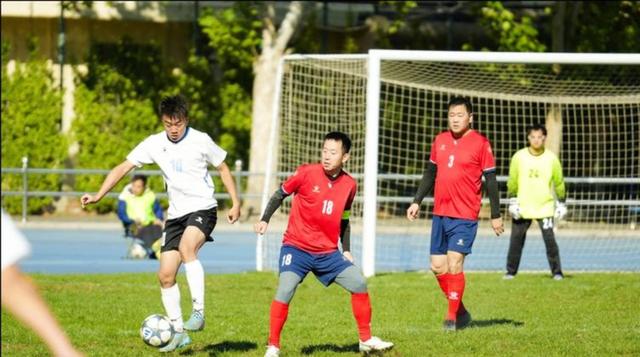 李霄鹏：球迷应该对球员保持宽容海牛逆转国安的简单介绍  第2张