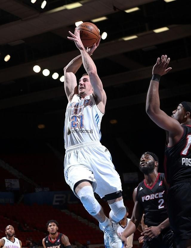 关于NCAA:东德克萨斯农工大学VS达拉斯基督的信息  第1张