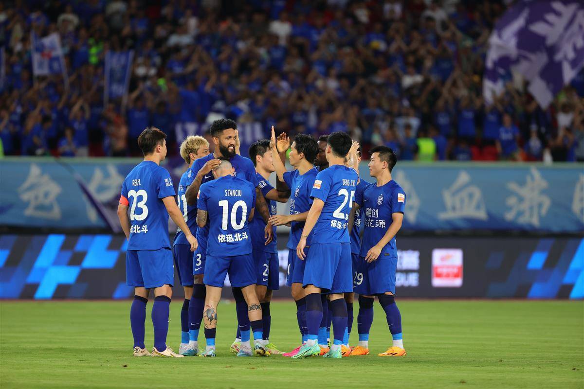 包含中超武汉三镇VS梅州客家前瞻武汉三镇接连不胜的词条  第1张