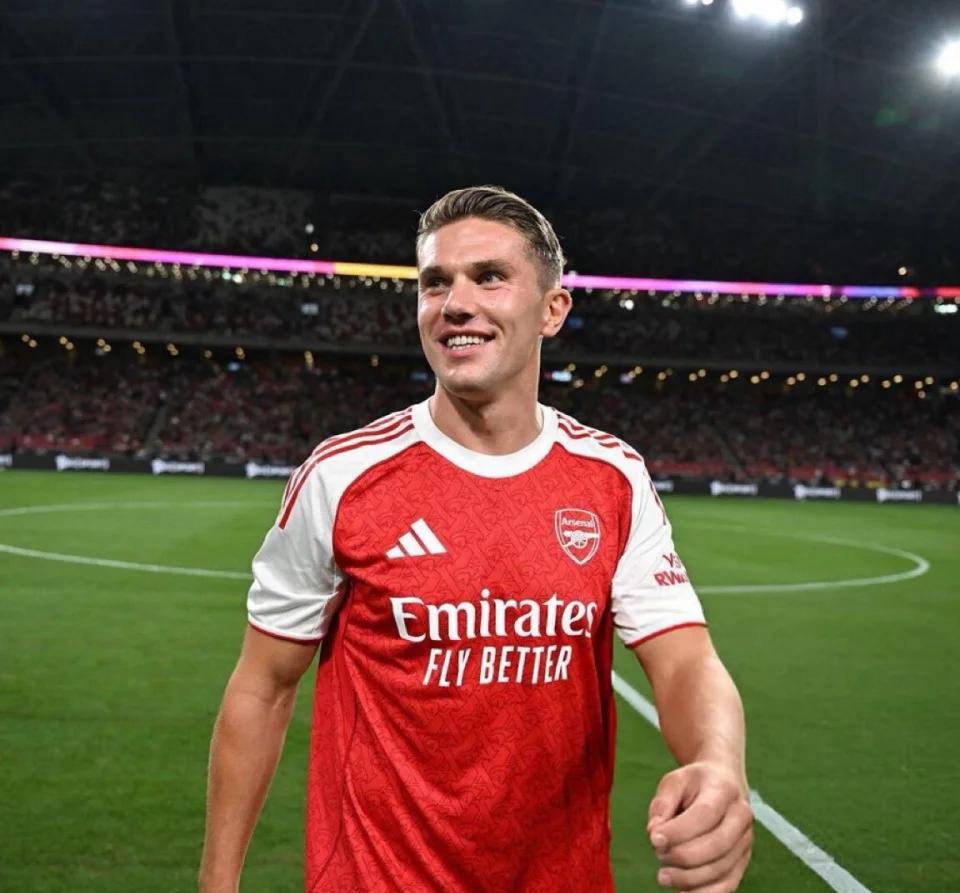 阿森纳公布新赛季球员号码安排哲凯赖什身披14号的简单介绍 第1张 阿森纳公布新赛季球员号码安排哲凯赖什身披14号的简单介绍 第1张