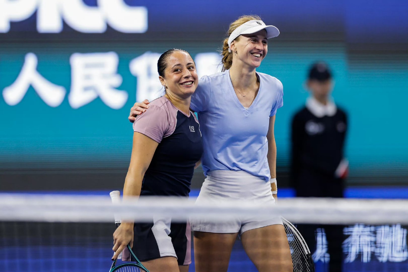 俄女超:库尔斯克迪纳摩女篮VSMBA莫斯科女篮的简单介绍  第2张