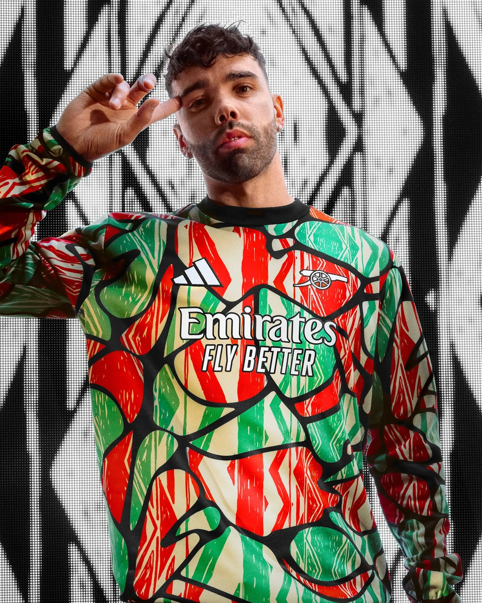 阿森纳发布新赛季第二客场球衣新球衣致敬老主场的简单介绍 第1张 阿森纳发布新赛季第二客场球衣新球衣致敬老主场的简单介绍 第1张