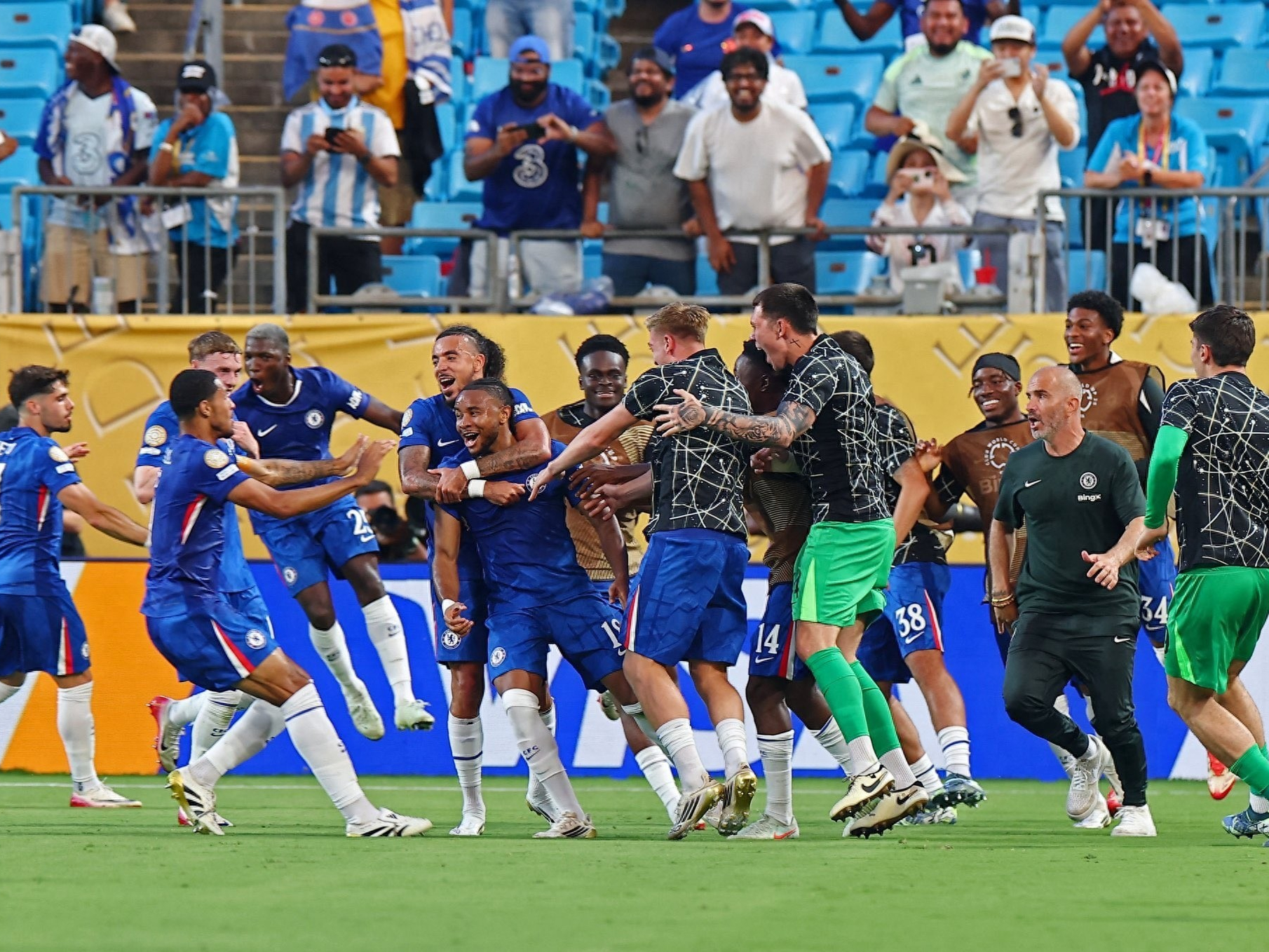 欧冠切尔西5-1阿贾克斯蓝军各项赛事四连胜的简单介绍 第2张 欧冠切尔西5-1阿贾克斯蓝军各项赛事四连胜的简单介绍 第2张