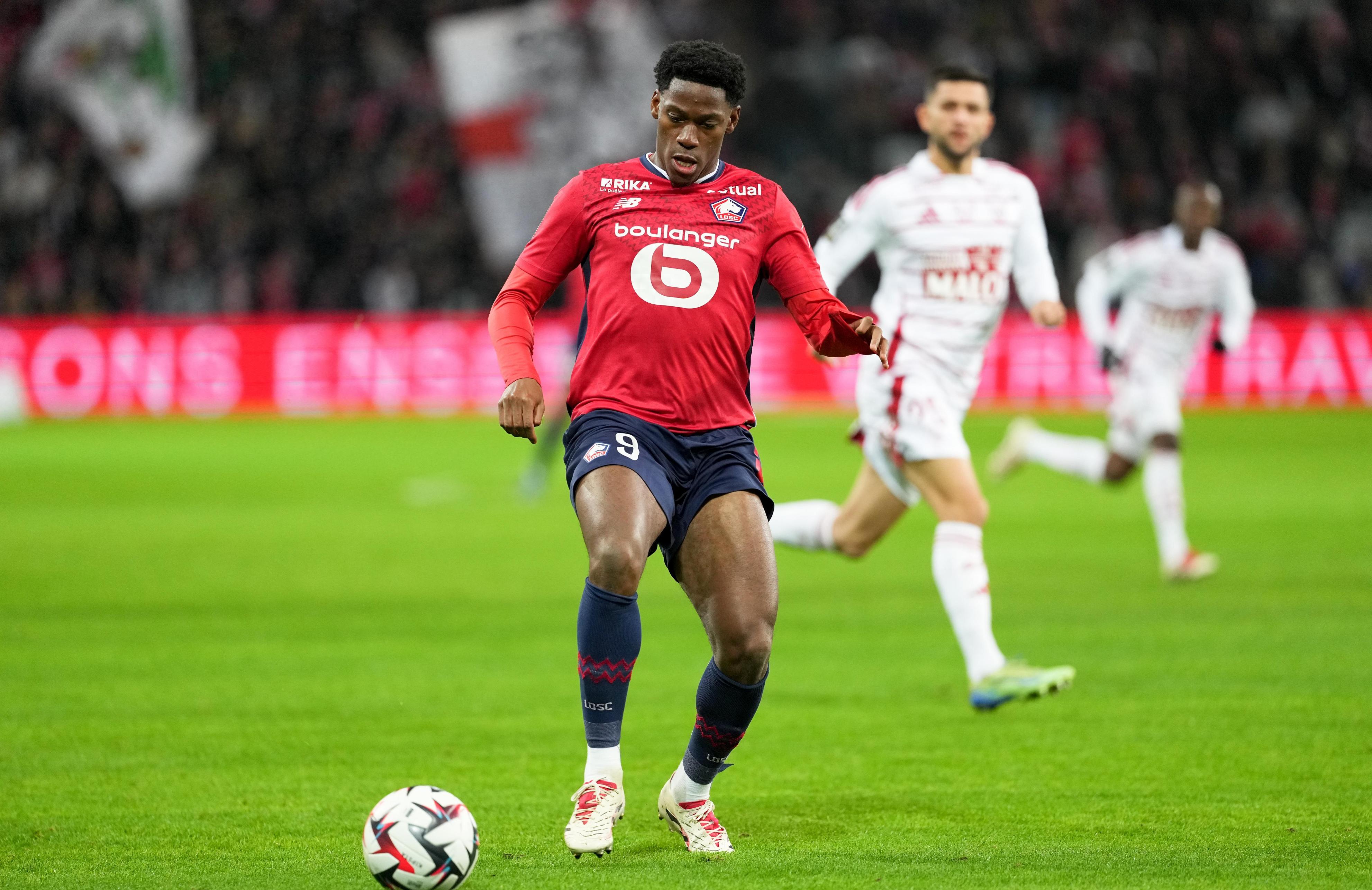 弗拉霍维奇是米兰引援目标霍伊伦总价过高为受限条件的简单介绍 第1张 弗拉霍维奇是米兰引援目标霍伊伦总价过高为受限条件的简单介绍 第1张