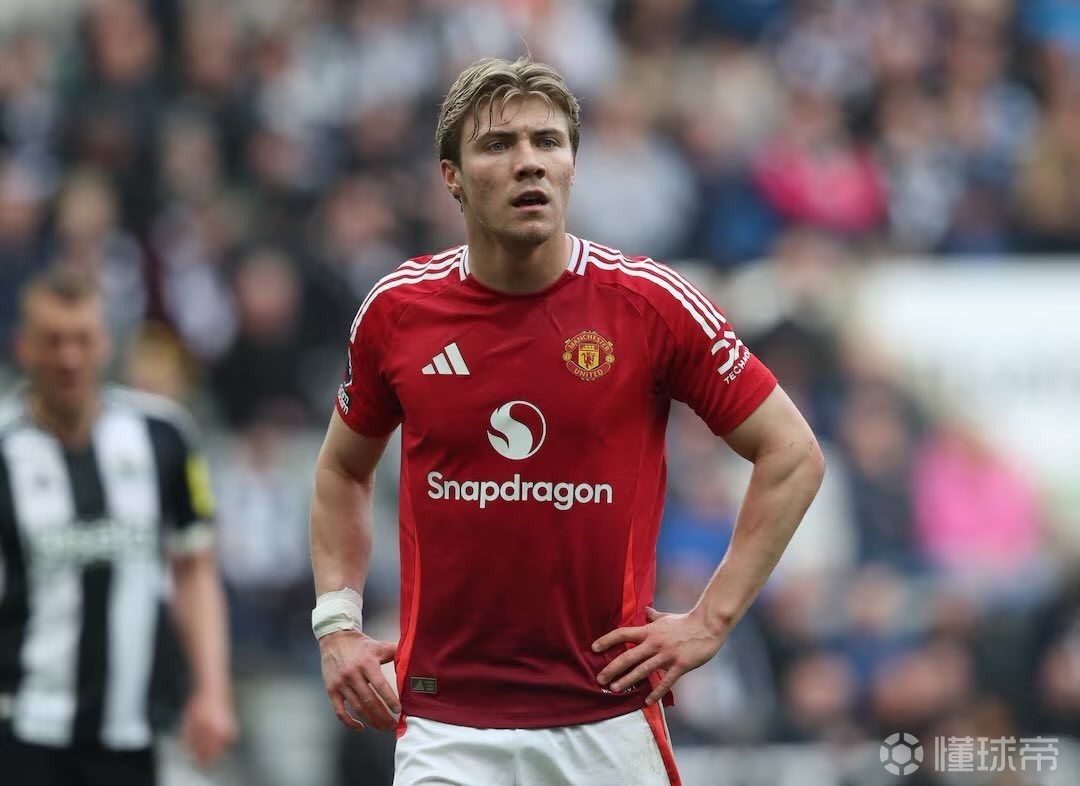 关于曝霍伊伦将接受那不勒斯体检那不勒斯与曼联达成租借协议的信息 第2张 关于曝霍伊伦将接受那不勒斯体检那不勒斯与曼联达成租借协议的信息 第2张