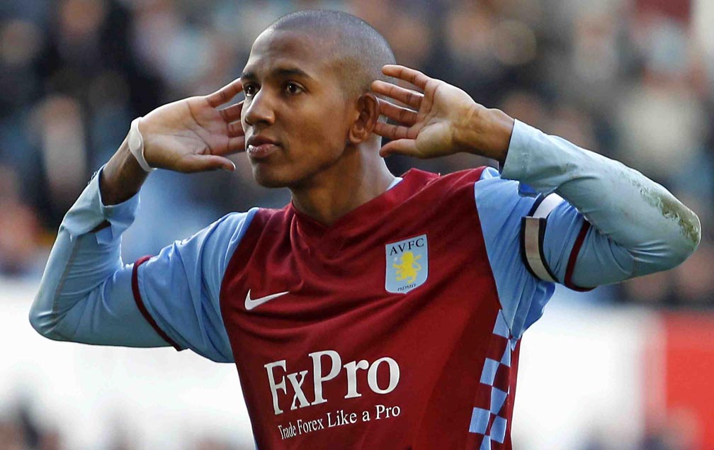 关于阿什利扬接近加盟伊普斯维奇此前与沃特福德转会因工资分歧而破裂的信息