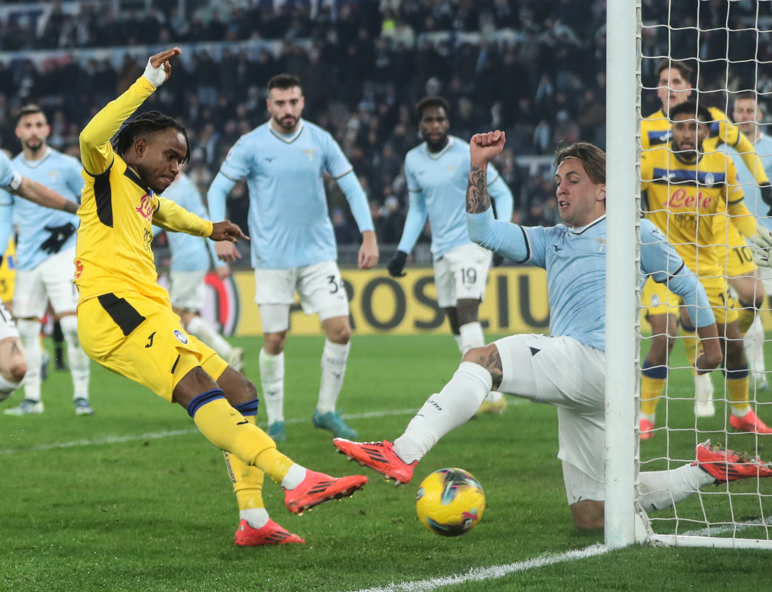 意甲科莫VS热那亚足球比赛预测与推荐热那亚新赛季一球未进的简单介绍 第2张 意甲科莫VS热那亚足球比赛预测与推荐热那亚新赛季一球未进的简单介绍 第2张