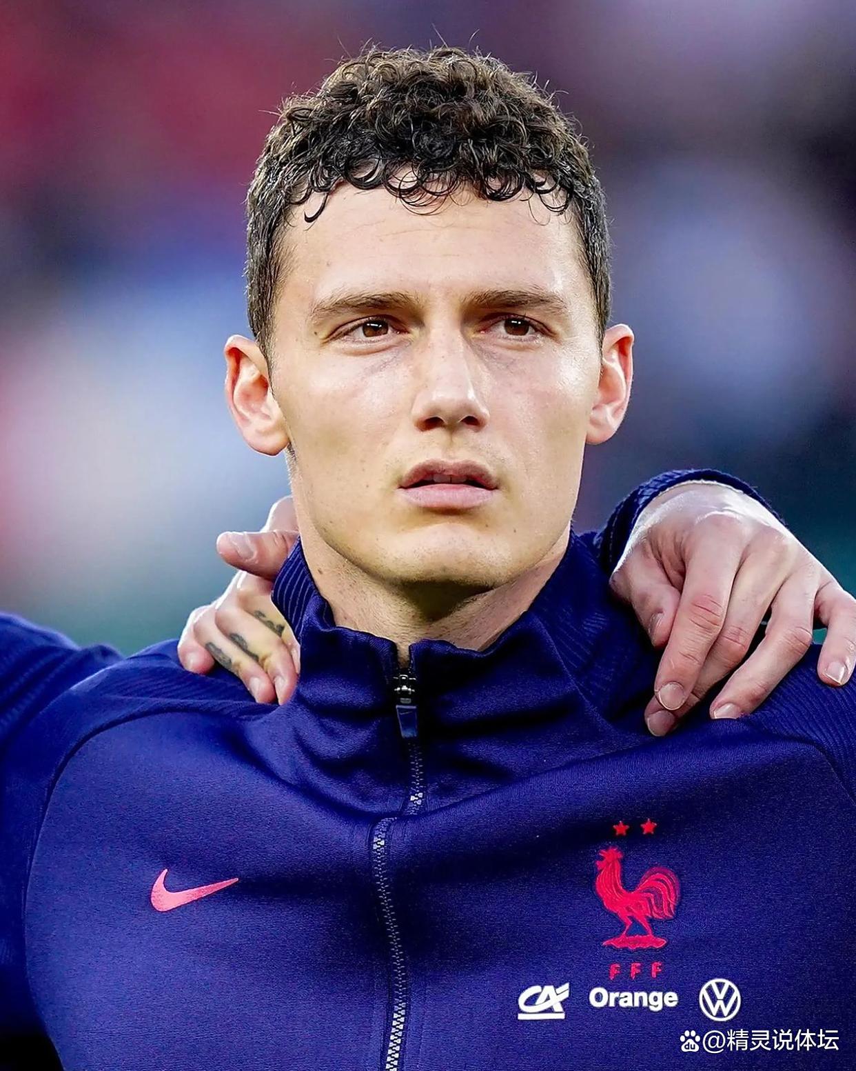 国米考虑以3000万至3500万出售帕瓦尔球员也不会强留的简单介绍