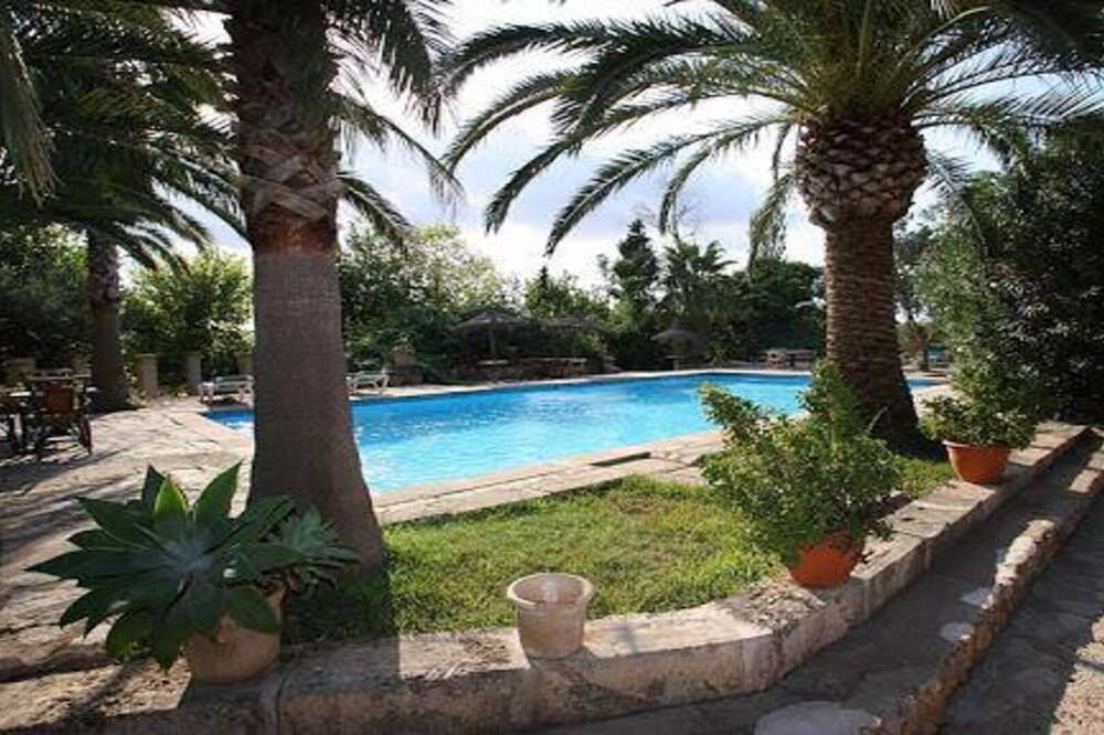 包含西协丙11组：马纳科尔VSCD卡达萨的词条  第1张