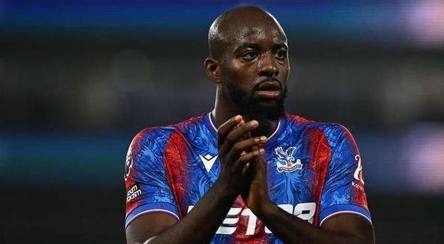 关于希勒评本轮英超最佳阵容多库、巴拉德入选的信息  第2张