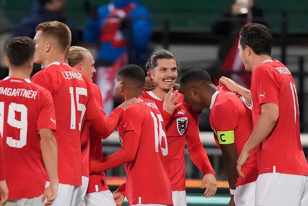 塞尔维亚最新一期国家队大名单弗拉霍维奇、米特罗维奇领衔的简单介绍  第2张