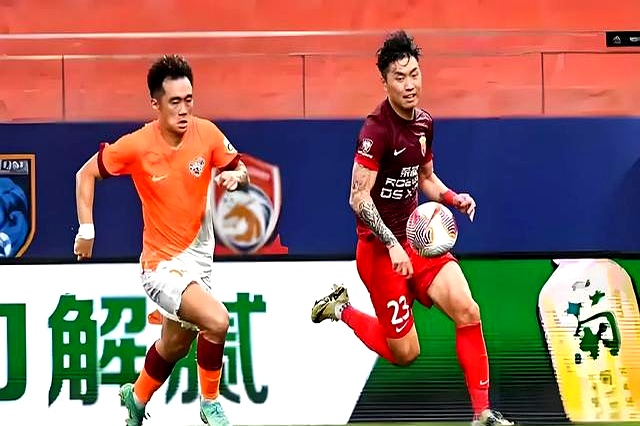 青岛海牛投资人到训练场打气助威主场迎来上海海港的简单介绍 第1张 青岛海牛投资人到训练场打气助威主场迎来上海海港的简单介绍 第1张