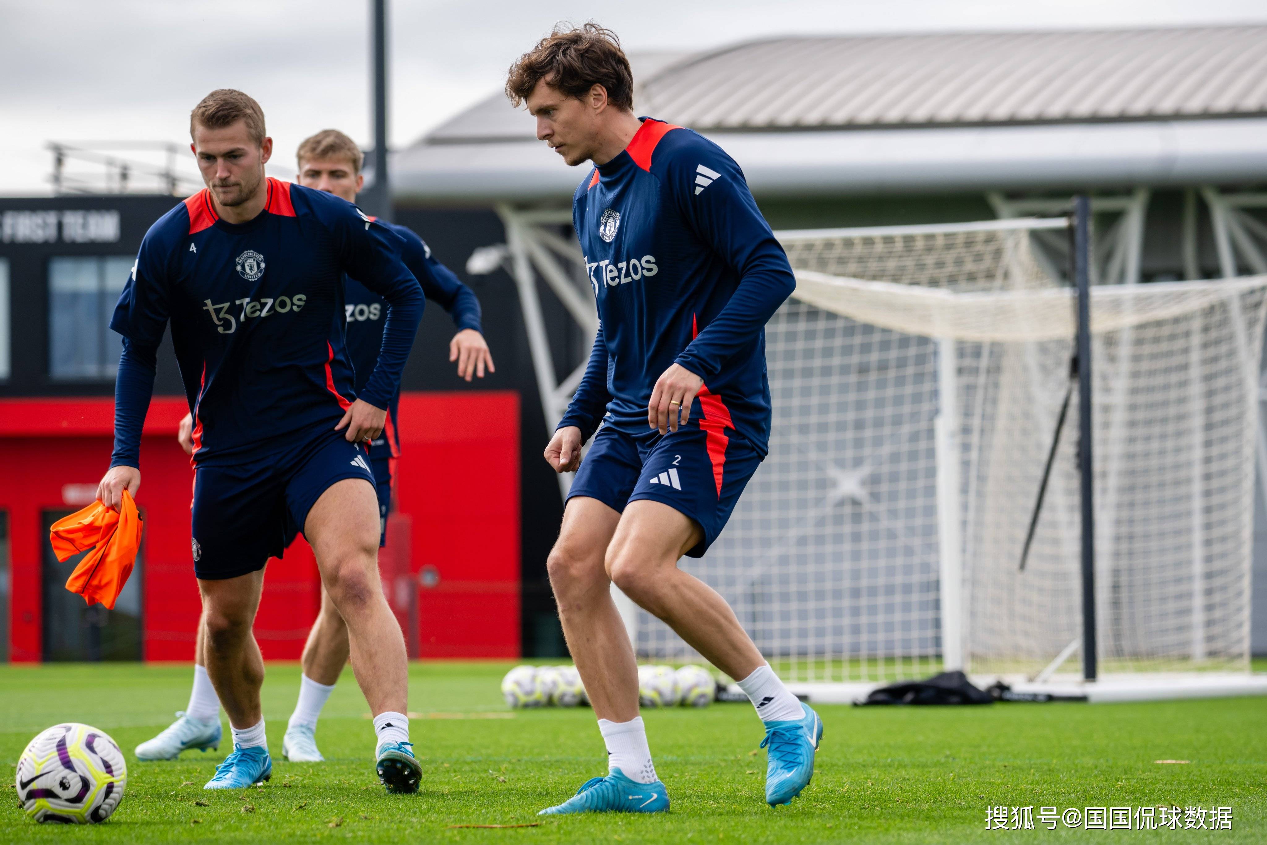 包含英超热刺2-2曼联姆伯莫破门德利赫特补时绝平的词条 第2张 包含英超热刺2-2曼联姆伯莫破门德利赫特补时绝平的词条 第2张