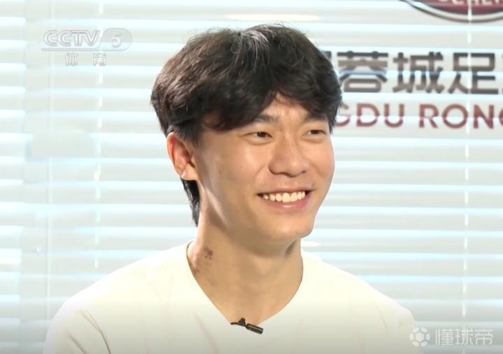 包含曝王钰栋胡荷韬已被欧洲俱乐部盯上未来或选择留洋的词条  第1张