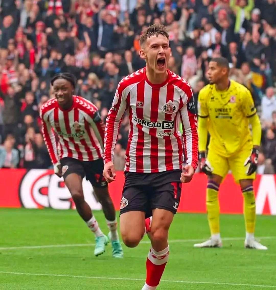 包含曼联愿意外租霍伊伦球队已经接近签下新前锋的词条  第1张