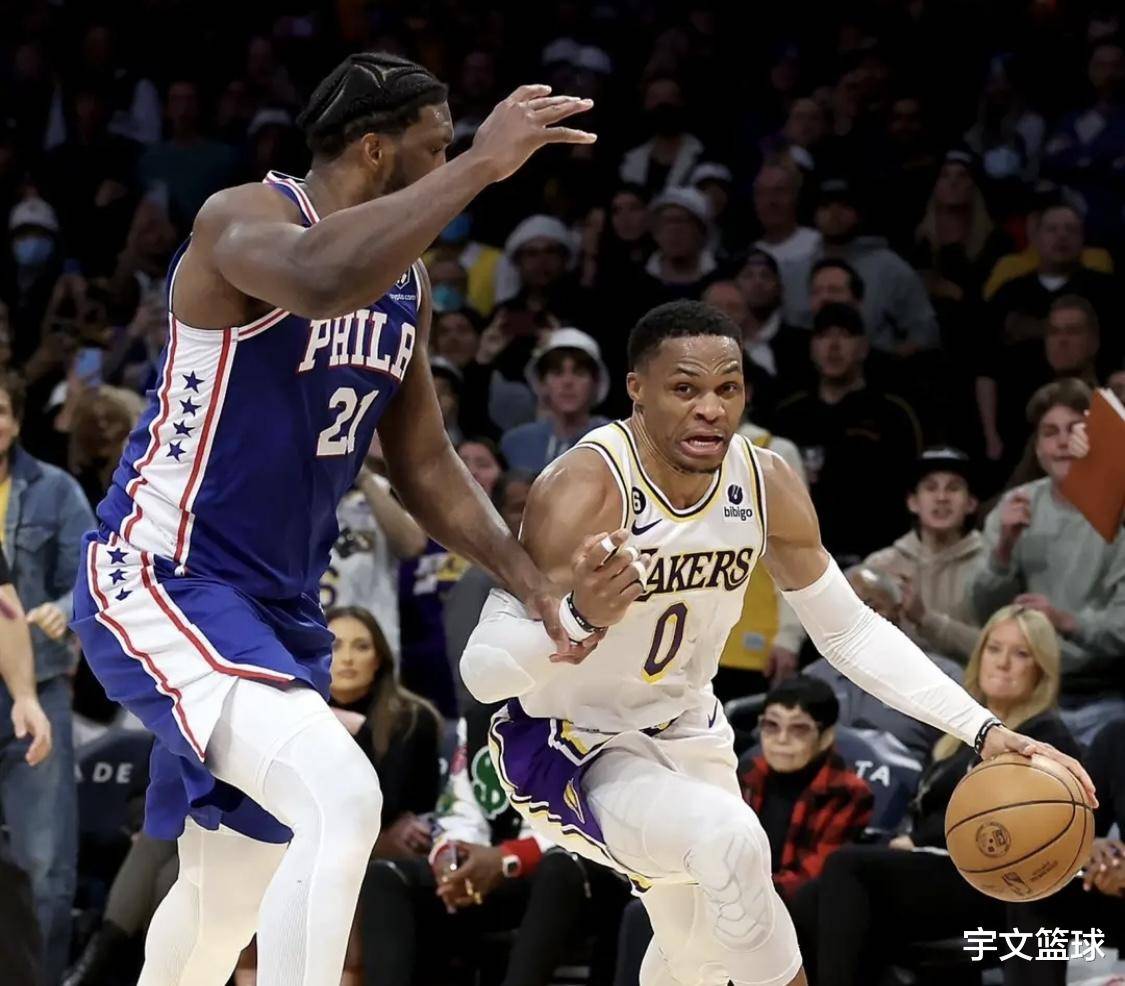 关于皇萨赛后裁判报告:卢宁红牌皇马巴萨赛后爆发冲突的信息 第1张 关于皇萨赛后裁判报告:卢宁红牌皇马巴萨赛后爆发冲突的信息 第1张