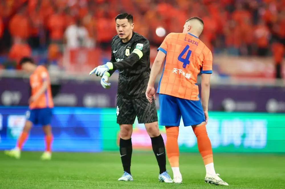 泰山队夏窗操作需要提速其它球队均在积极补强的简单介绍 第1张 泰山队夏窗操作需要提速其它球队均在积极补强的简单介绍 第1张