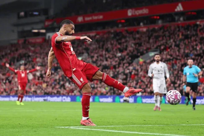 关于萨拉赫连续两场欧冠被放替补状态下滑地位岌岌可危的信息 第2张 关于萨拉赫连续两场欧冠被放替补状态下滑地位岌岌可危的信息 第2张