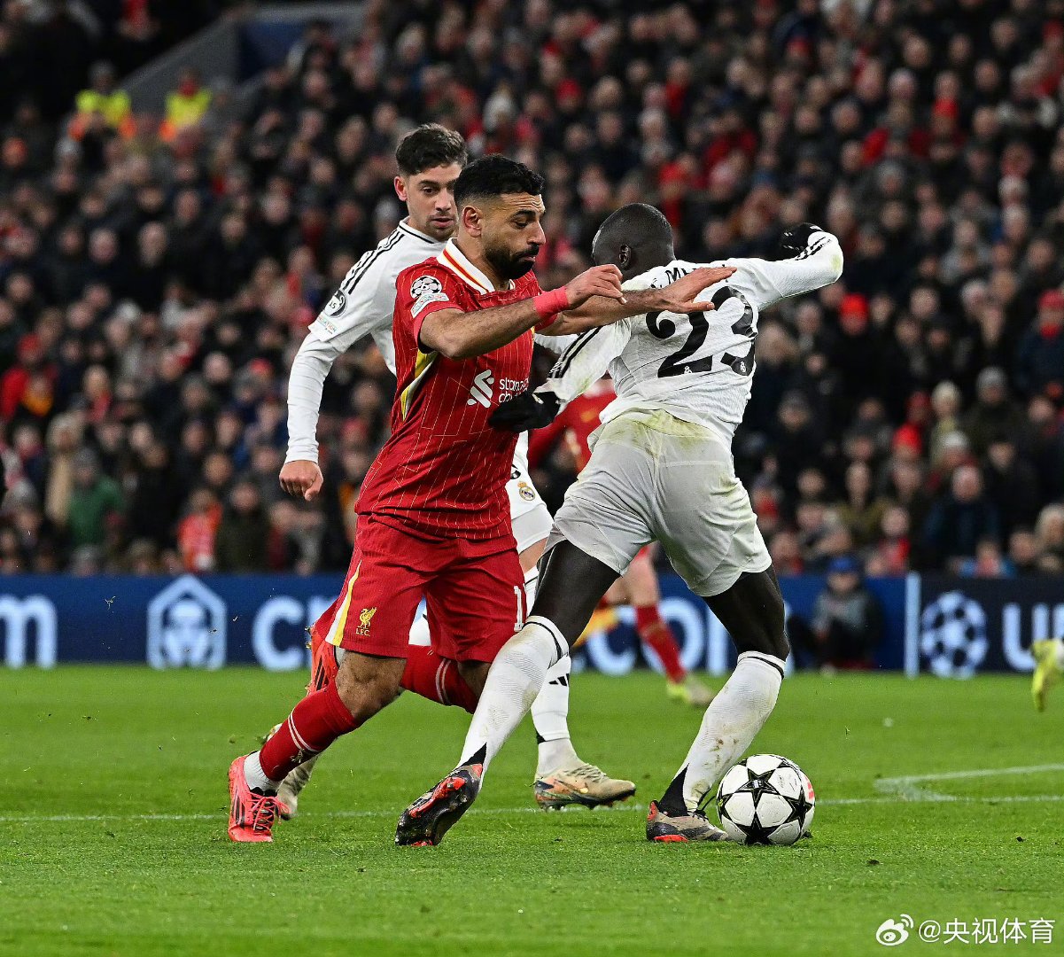 利物浦将战纽卡伊萨克转会闹剧还在继续的简单介绍